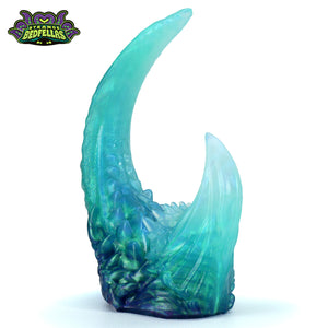 Small Nellen -- Near Clear 31* silicone -- N-165