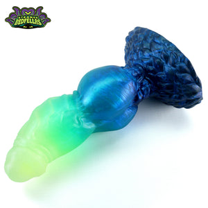Large Tyv -- Near Clear 31* silicone -- T-5466