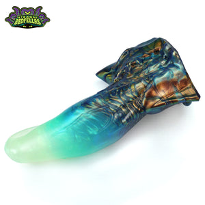 Medium Uthur's Tongue -- Near Clear 31* silicone -- UT-93