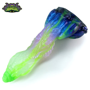 Medium Vetti's Tongue -- Near Clear 31* silicone -- VT-37