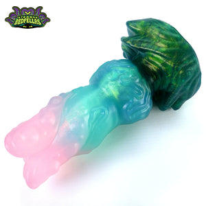 Medium Xymon's Knot -- Near Clear 31* silicone -- XK-110