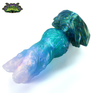 Medium Xymon's Knot -- Near Clear 31* silicone -- XK-127