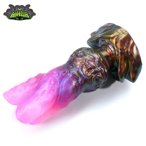 Medium Xymon's Knot -- Near Clear 31* silicone -- XK-134