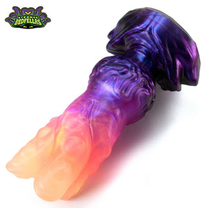 Medium Xymon's Knot -- Near Clear 31* silicone -- XK-137