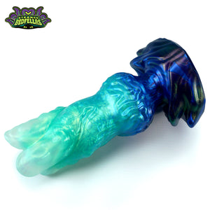 Medium Xymon's Knot -- Near Clear 31* silicone -- XK-140