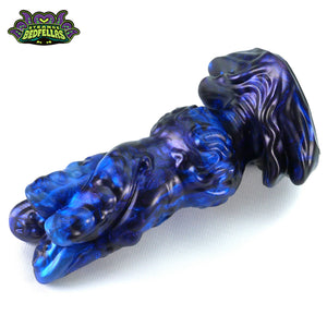 Small Xymon's Knot -- Near Clear 31* silicone -- XK-150