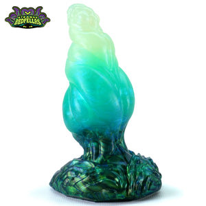 Small Yuri -- Near Clear 31* silicone -- Y-1359