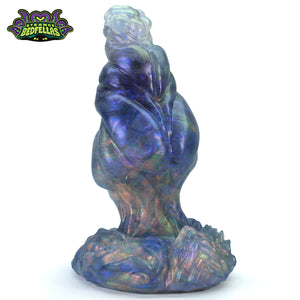 Small Yuri -- Near Clear 31* silicone -- Y-1385